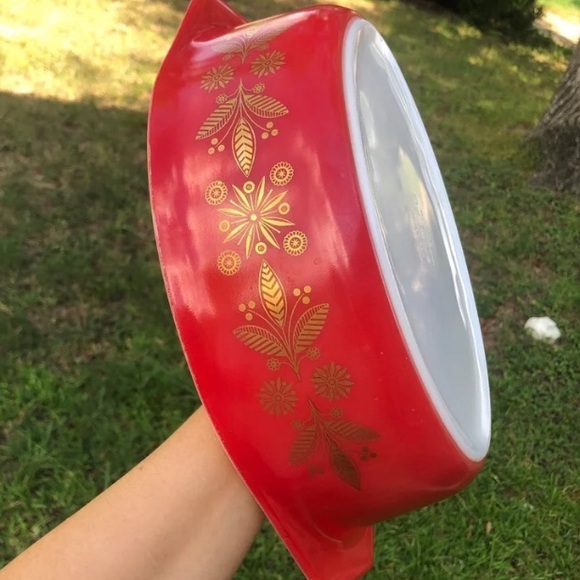 Pyrex Golden Poinsettias With LID 2.5 Qt Oval Casserole 045 Christmas Promo RARE - Picture 6 of 12